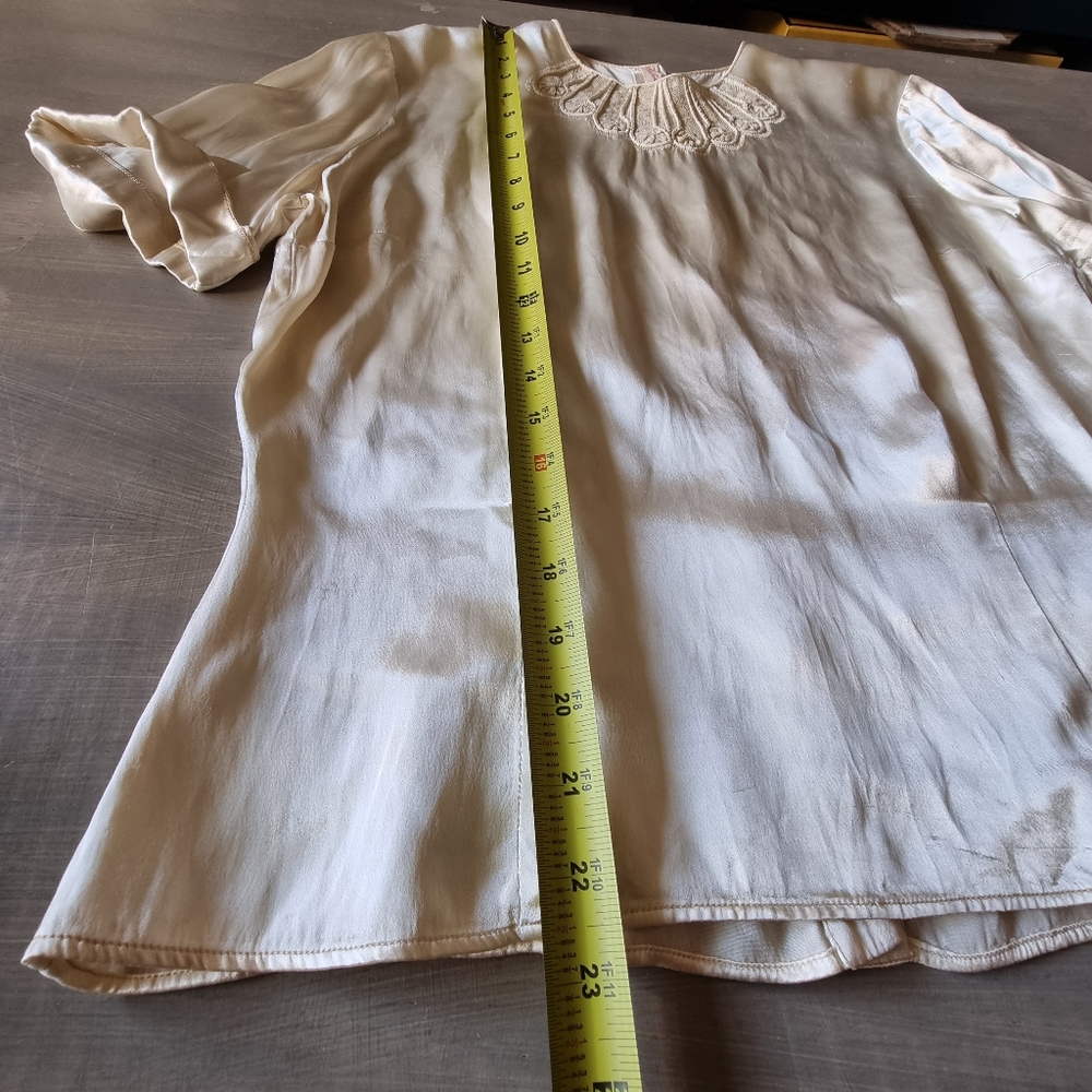 Women's vintage pearl white satin top size 36 - Picture 4 of 14